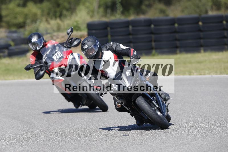 /Archiv-2025/48 25.08.2025 Cornu Master School ADR/blau-bleu/67